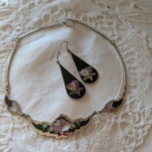 Mexico Alpaca Silver Black Inlay Abalone  Necklace and Earring set